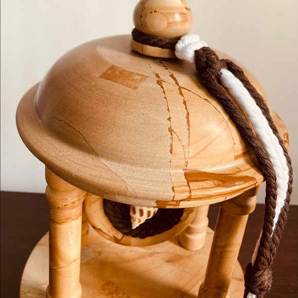 NWOT Custom_Vintage-Antique bell-shape centerpiece - Picture 3 of 7